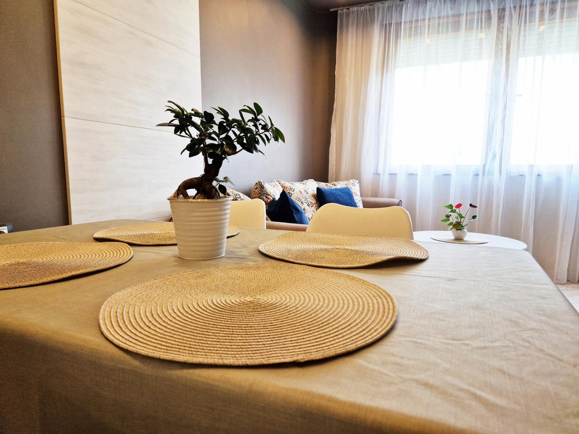 Central Apartment - Spacious Designer Property In Stara Zagora Luaran gambar