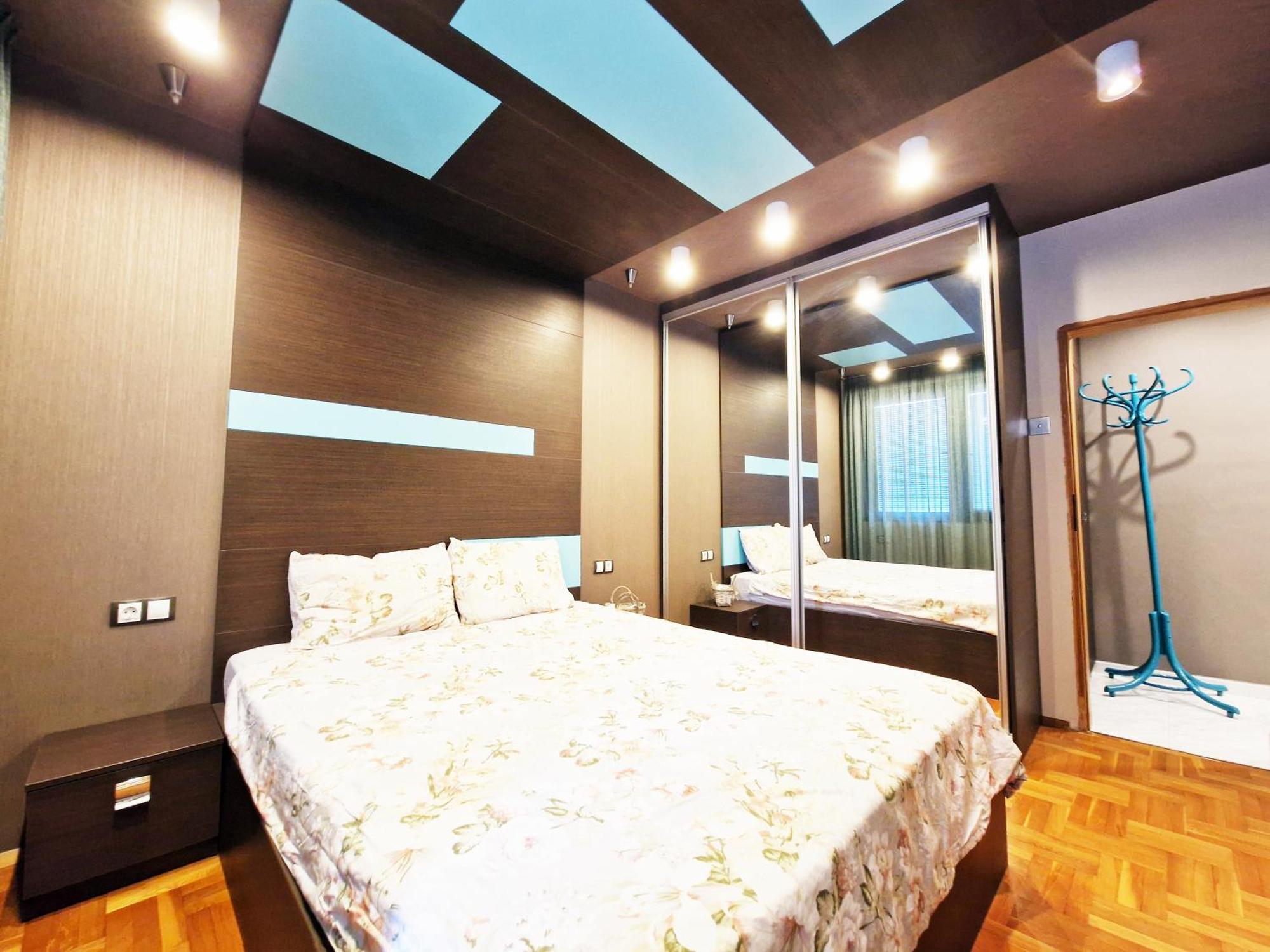 Central Apartment - Spacious Designer Property In Stara Zagora Luaran gambar