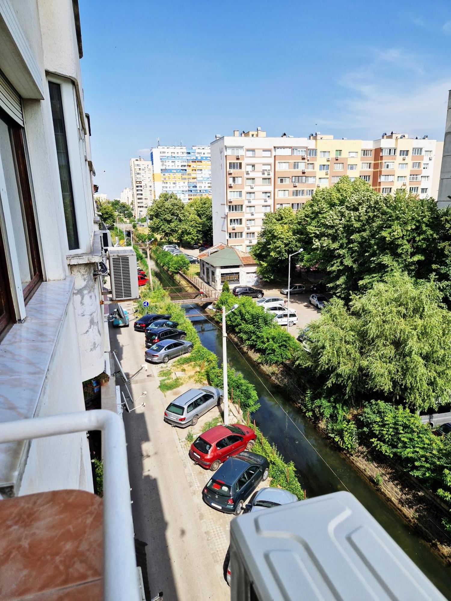 Central Apartment - Spacious Designer Property In Stara Zagora Luaran gambar